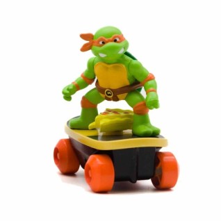 GİOCHİ PREZİOSİ TMNT Switch Kick Skaters Figür - Michelangelo